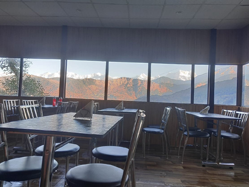 hotel in masuri road Chopta